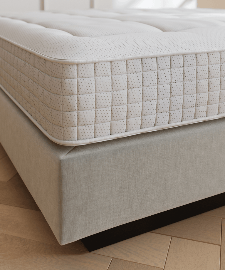 DOUXE Hotel Boxspring Dove
