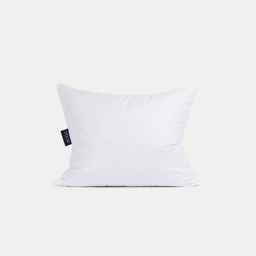 DOUXE Kopfkissen Daunen 60x70 cm - Rücken- / Seitenschläfer MEDIUM