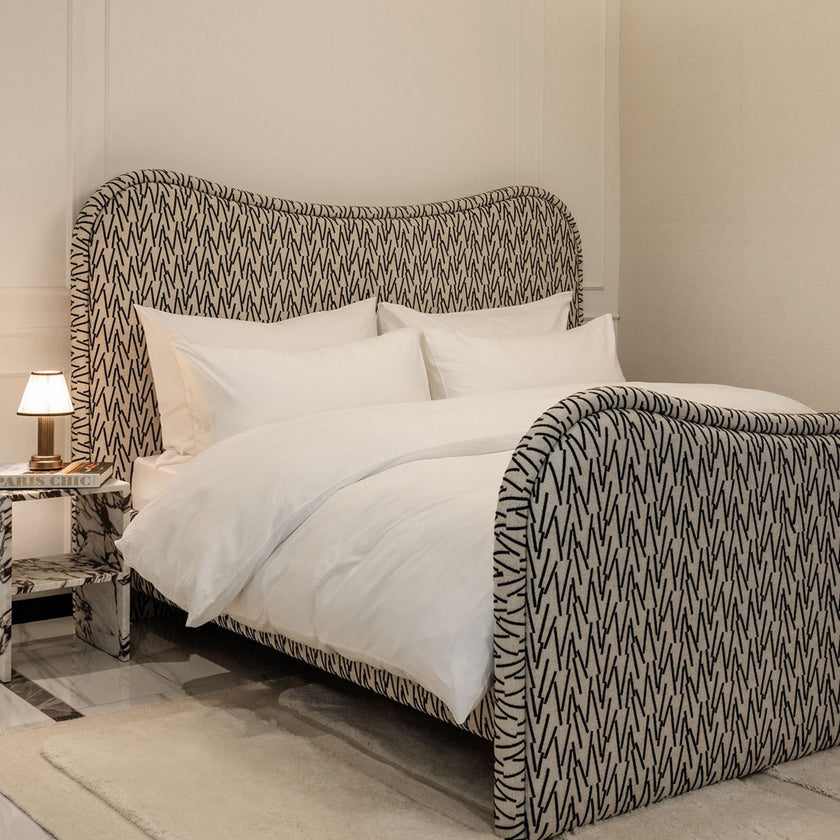Bett Vendôme Paris - Reyes Ebony