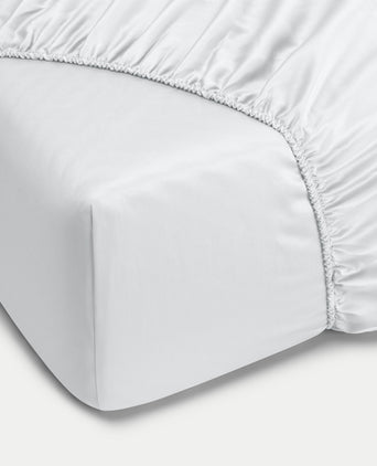 Spannbettlaken ägyptische Baumwolle Satin 400TC | Silbergrau